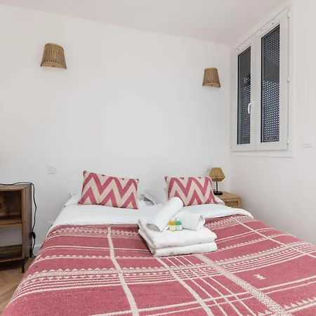2 Pieces 18 - Proche Montmartre Apartment